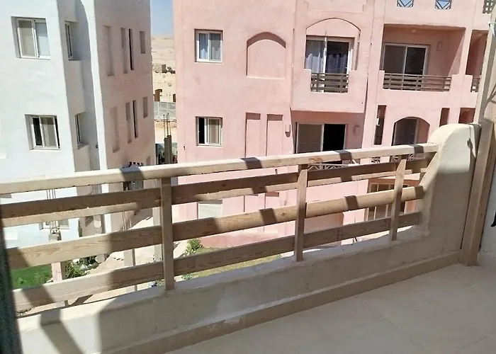One-bedroom With Private Rooftop In La Hacienda Apartment Ras Sedr