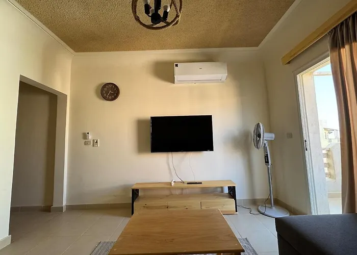 One-bedroom With Private Rooftop In La Hacienda * Ras Sedr
